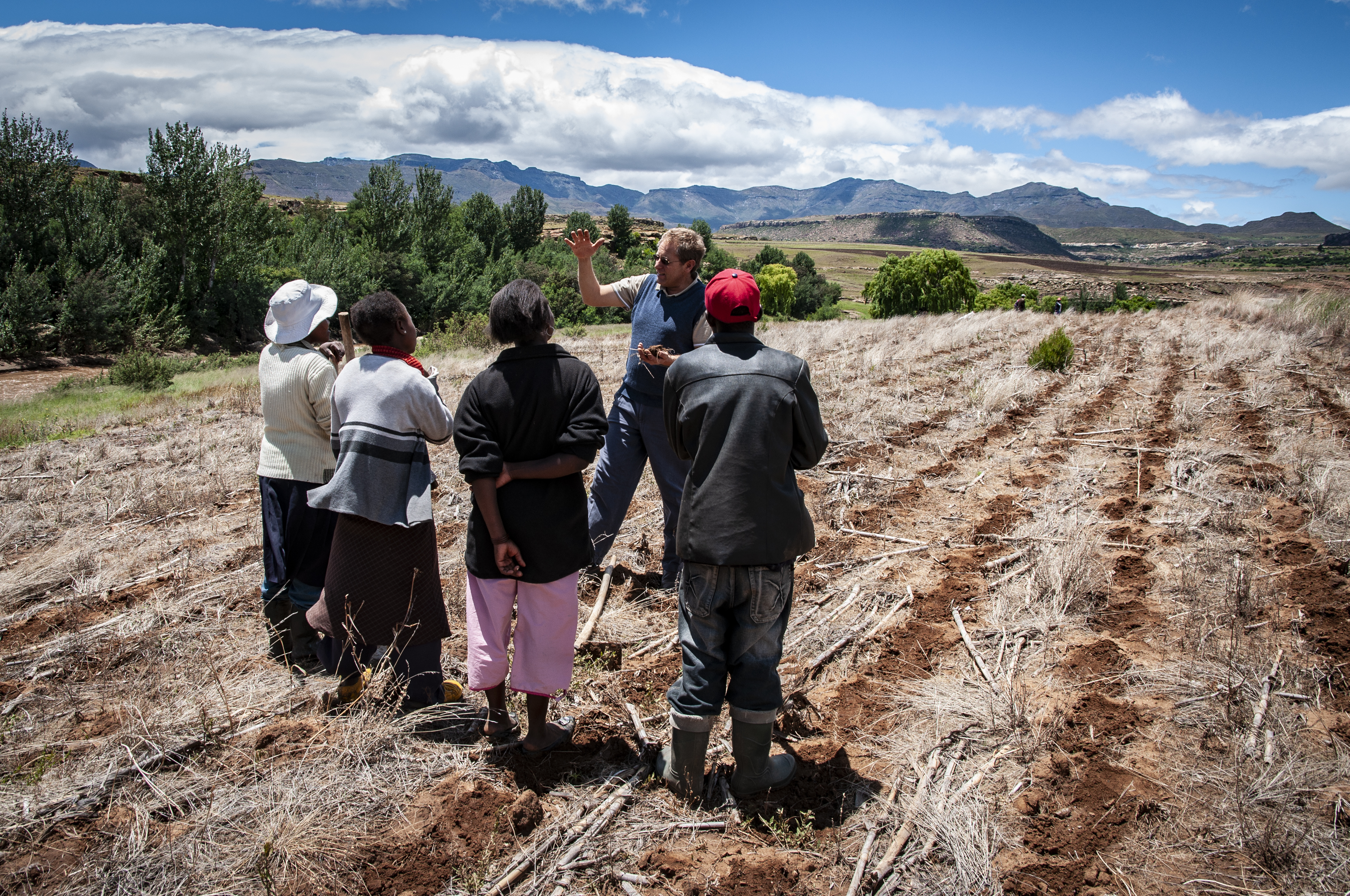 Growing Nations conservation agriculture field training